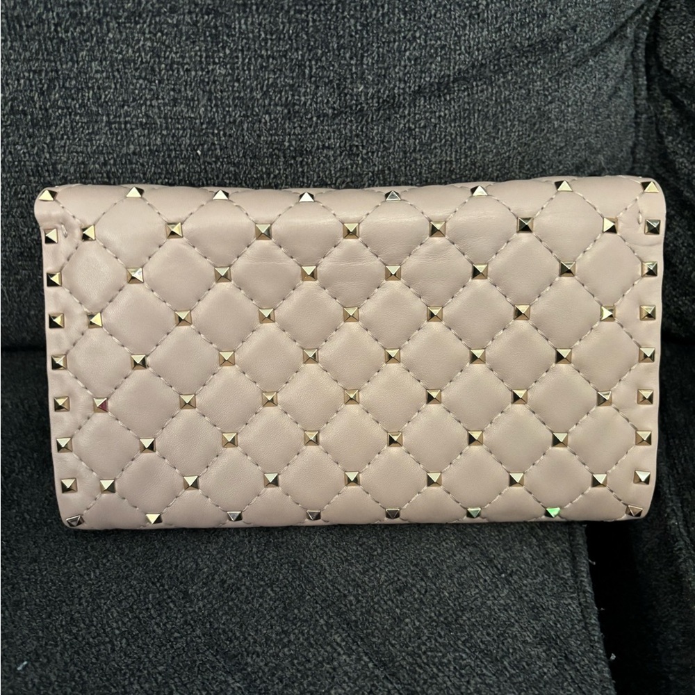 Valentino Garavani Poudre (Beige) Rockstud Quilted shoulder Bag, clutch, WOC - Picture 13 of 14